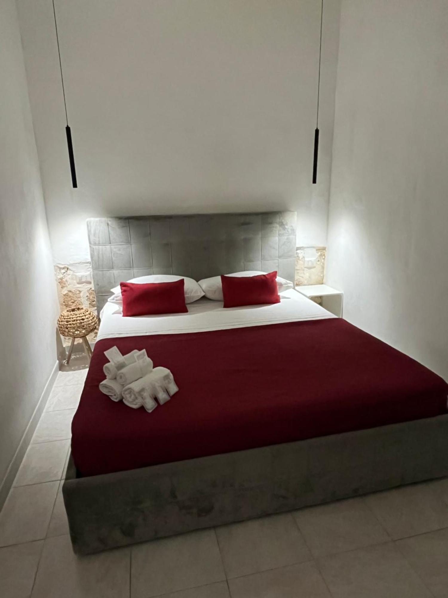 B&B Regina Rooms Avola Exterior foto